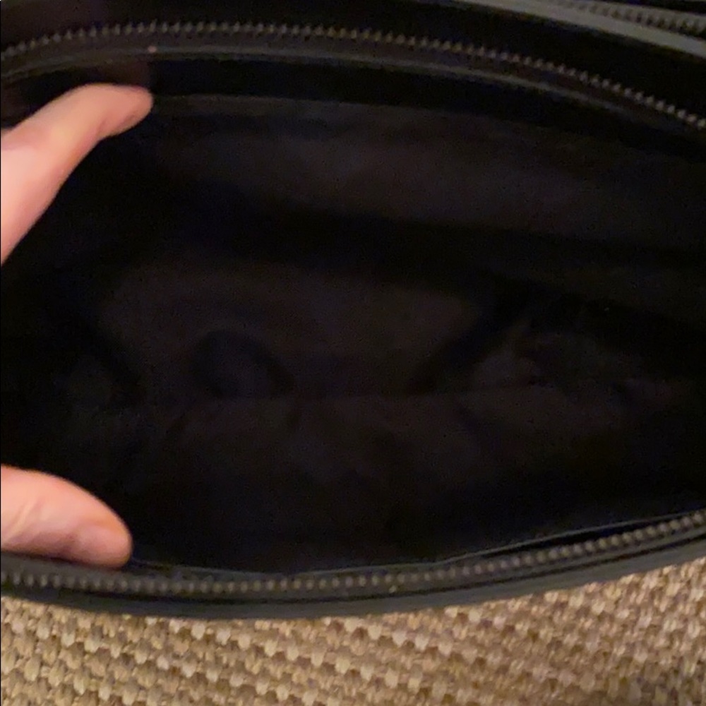 NWT Vittoria Napoli Black Leather Satchel can hold laptop - Picture 7 of 13
